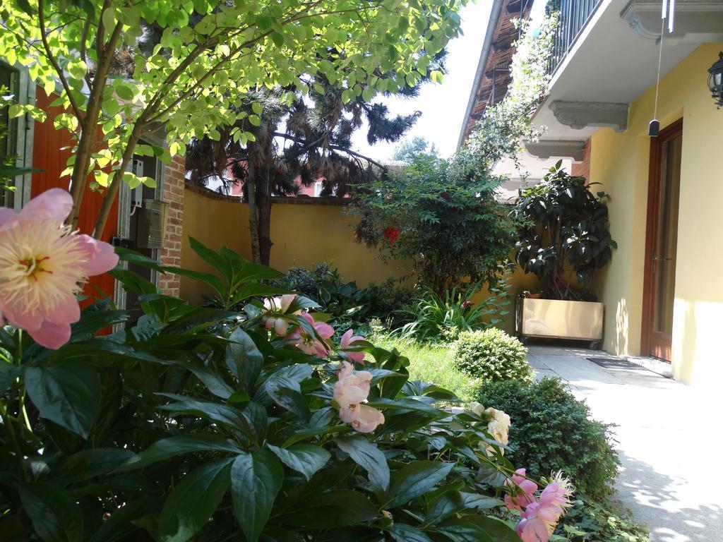 Agriturismo Casa De Colores Moretta Exterior photo